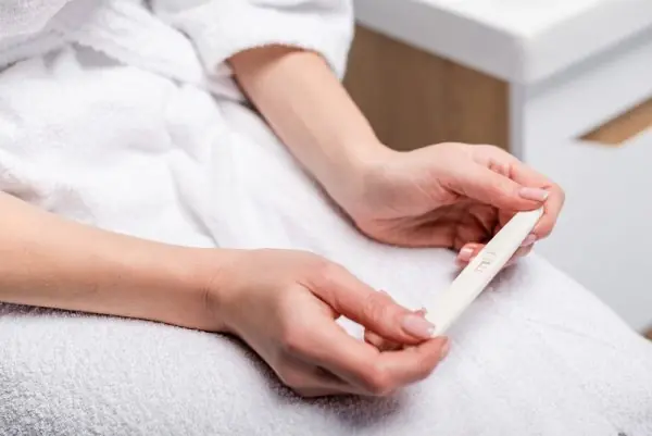 Fertilidade 2 Enquanto alimentos considerados afrodisíacos não interferem na fertilidade, hábitos alimentares podem afetar os hormônios reprodutivos.