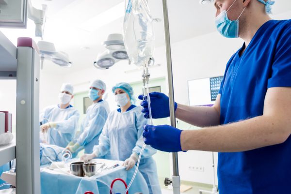 Laboratórios fecham acordo sobre kits de intubação