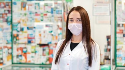 PL prevê piso salarial de R$ 6,5 mil para farmacêuticos