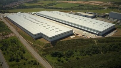 E-commerce aquece mercado de galpões logísticos