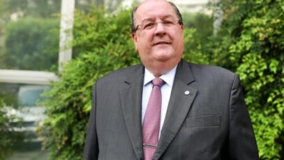 Vendas hospitalares impulsionam receita das farmacêuticas