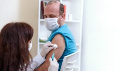 Farmacêuticos poderão participar da campanha contra a covid-19