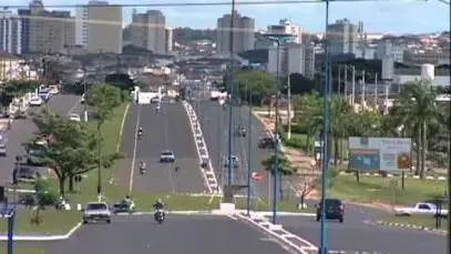 Lockdown fecha até farmácias e setor vai à Justiça
