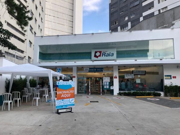 Imagem relacionada a: RaiaDrogasil aplicou mais de 55 mil vacinas contra a covid-19