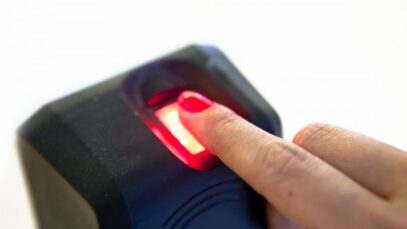 Raia Drogasil suspende biometria digital após polêmica