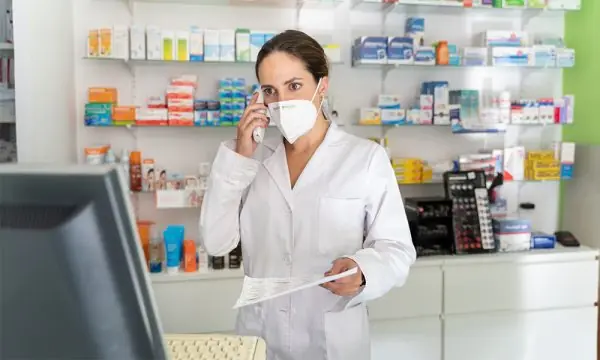 Varejo farmacêutico continua contratando massivamente falta de pessoal