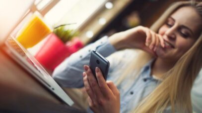 Cresce consumo online via aplicativos e rede sociais