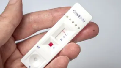 Farmácias têm nova queda de testes positivos de Covid  