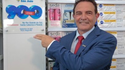 Farmácias São João atingem marca de 900 lojas