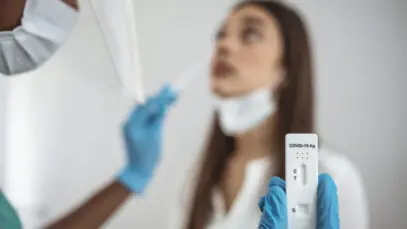 RaiaDrogasil suspende testes de Covid por falta de estoque