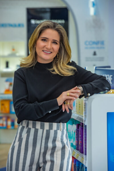 Varejo farmacêutico é um dos que mais emprega mulheres