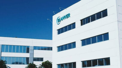 Blanver viabiliza terapia 100% nacional contra o HIV no SUS