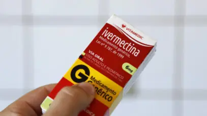 Venda de medicamentos do kit covid continuou alta em 2021