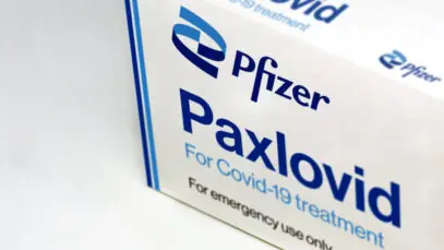 Paxlovid, da Pfizer, será distribuído no SUS