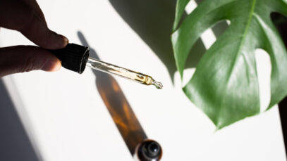 Anvisa aprova medicamento com maior concentração de THC