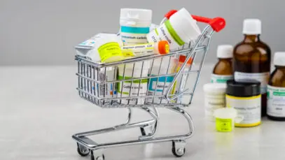 CFF irá ao Congresso contra medicamentos em supermercados