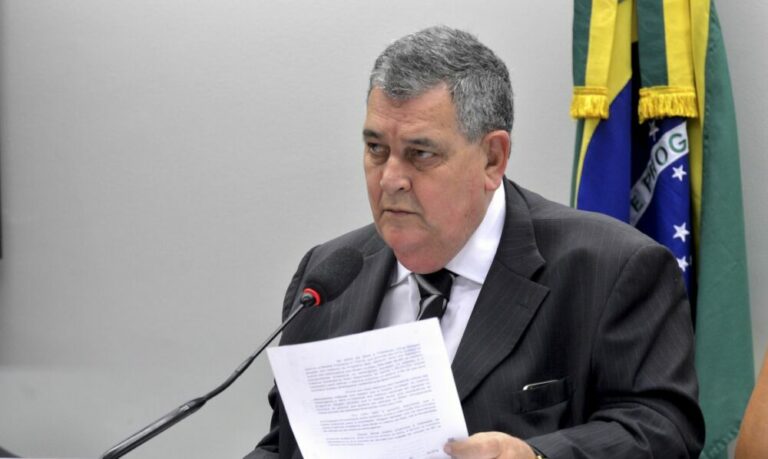 Vereador Arnaldo Faria de Sá morre em São Paulo