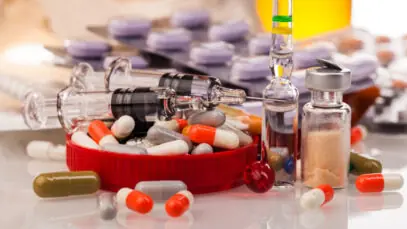 Saúde e Anvisa admitem risco de falta de medicamentos