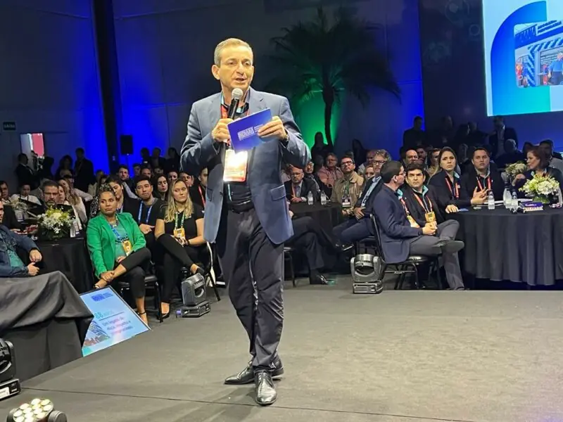 Alexandre Mattar comemorou “overbooking” na apresentação da Farmácias Indiana à indústria