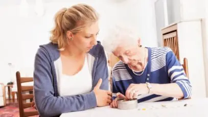Anticorpo monoclonal freia avanço da Doença de Alzheimer
