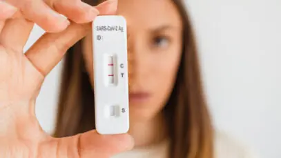 Farmácias registram apenas mil casos positivos de covid-19