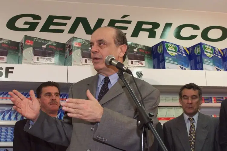 José Serra, ministro da Saúde no período de criação dos genéricos: projeto com a marca e participação da AbrafarmaCrédito: Acervo Folha de S.Paulo (Sergio Lima/ Folha Imagem)