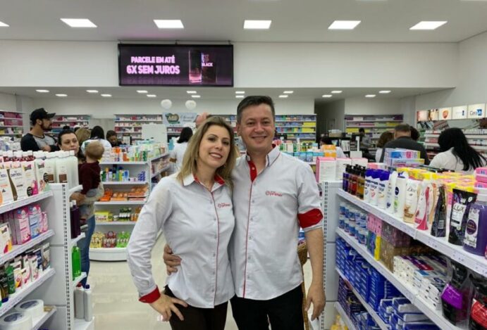 Rede de farmácias do Paraná ergue CD de R$ 50 milhões