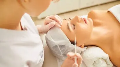 Entenda o que é o botox e sua multifuncionalidade em tratamentos