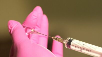 Anticoncepcional injetável ou pílula tradicional Anticoncepcional injetável