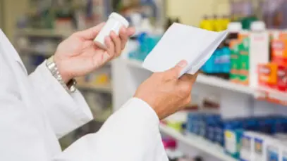 Política de Estado ajudaria a combater falta de medicamentos