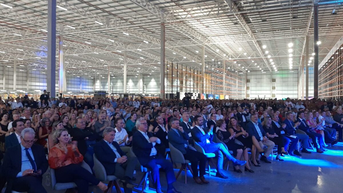 Audiência superlativa 6 mil convidados circularam pelos corredores do CD