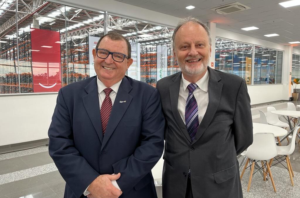 Presentes no evento – Leomar Rehbein, presidente do Sinprofar, e Guilherme Leiphitz também da entidade