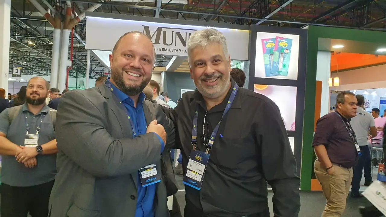 Feira da Abradilan tem recorde de expositores e debates