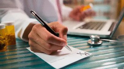 Prescrição de receitas inspira campanha do CFF
