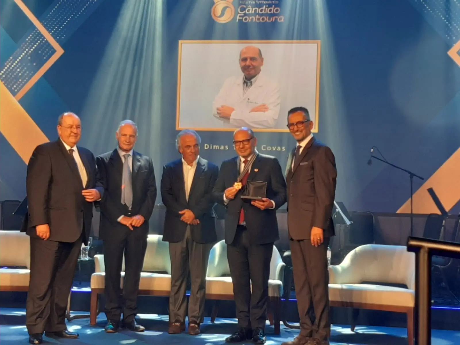 Sindusfarma celebra 90 anos de legado para a indústria