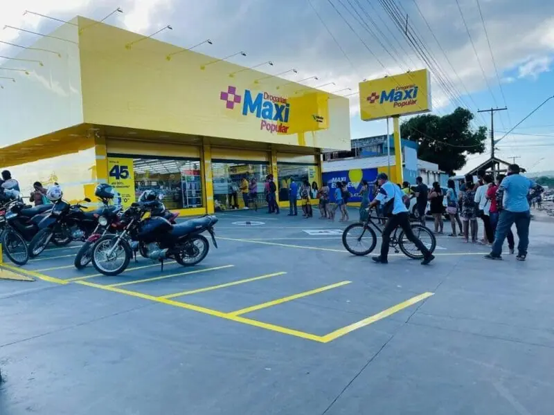 MAXI EXTERNA Maxi Popular tornou-se modelo de megaloja com mais amplitude e mix diversificado