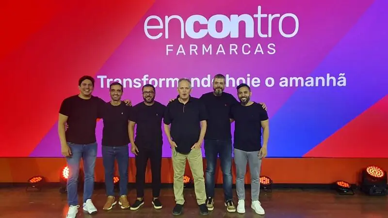 Equipe no Encontro Farmarcas Encontro Farmarcas movimenta mais de R$ 100 milhões