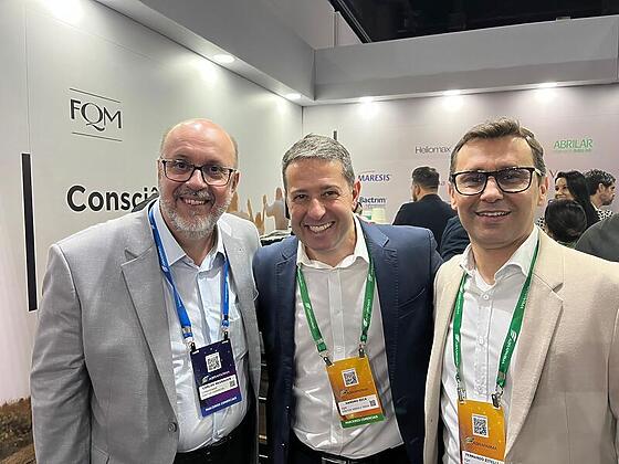 Carlos Tadeu Neubauer Pandora ao lado de Sandro Ricca e Fernando Zatelli da FQM