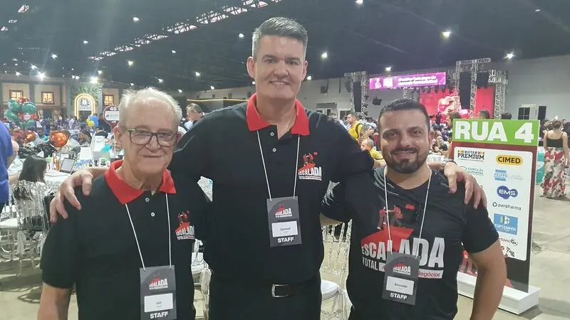 Drogaria Total gera R$ 30 milhões em feira de negócios