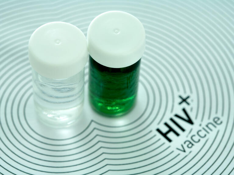 Vacina contra HIV entra em fase de testes nos EUA