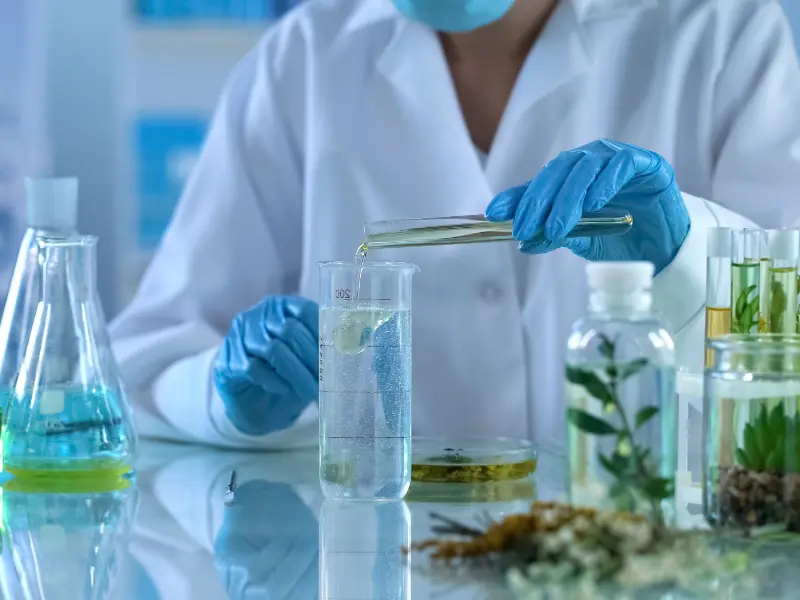 Farmacêutico na aromaterapia imagem Farmacêutico na aromaterapia
