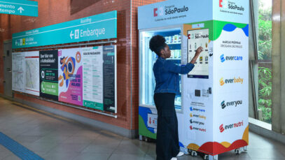 Vending machine estreia em rede de farmácias
