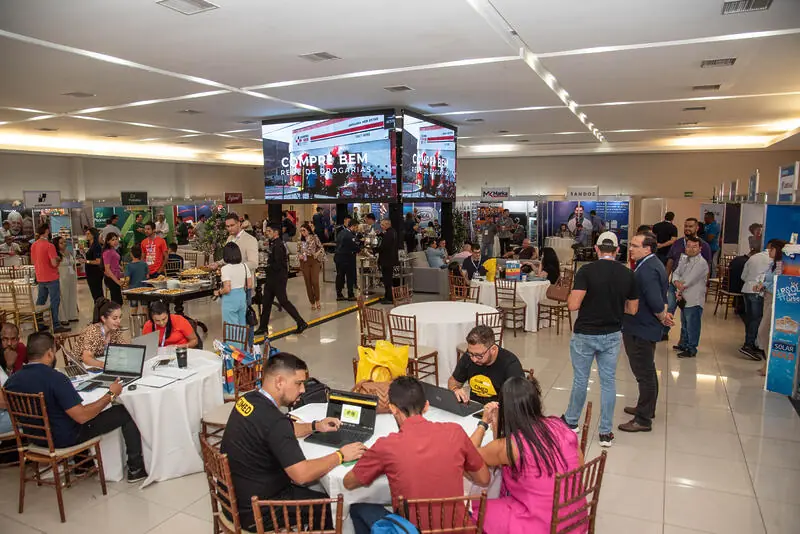 CB Drogarias movimenta R$ 4 milhões em feira de negócios