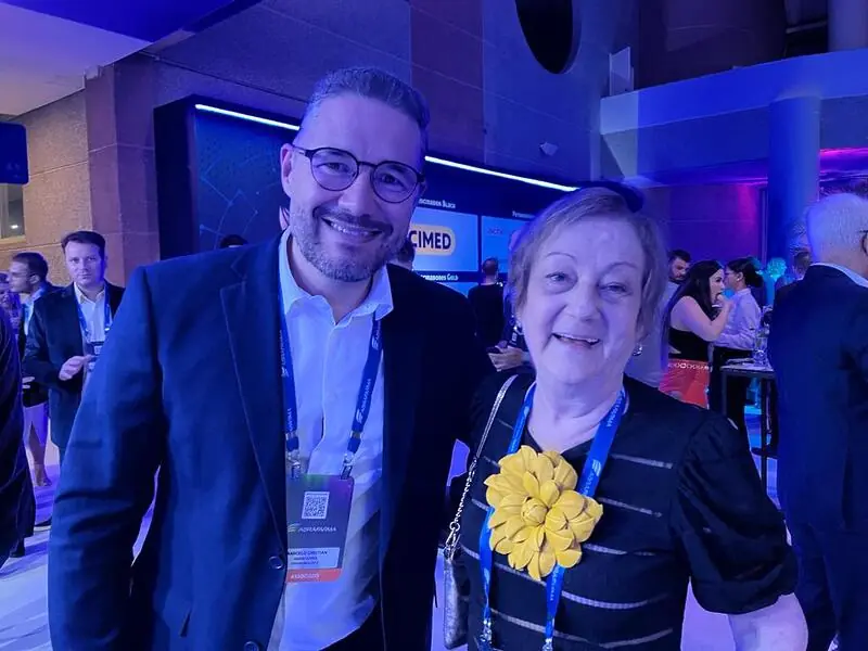 Grande varejo farmacêutico celebra recordes de 2023