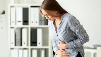 dores abdominais