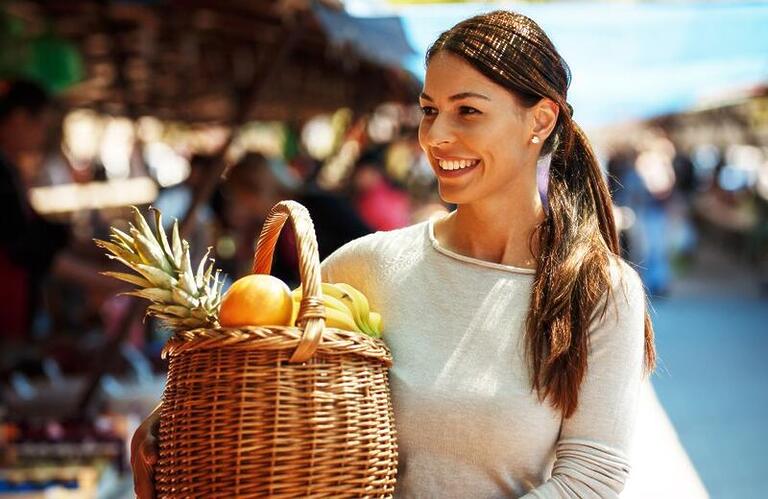 Do prato para os fios: os melhores alimentos para cuidar do cabelo