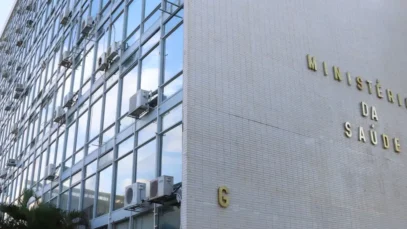Saúde busca recompor estoque de medicamentos
