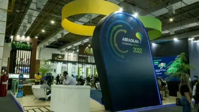 CONEXÃO FARMA APOSTA EM MAIS DE 40 HORAS DE CONTEÚDO