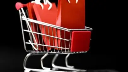 Mercado farmacêutico puxa avanço do varejo em 2023