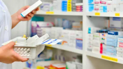 Faturamento do varejo farmacêutico avança 3% em março